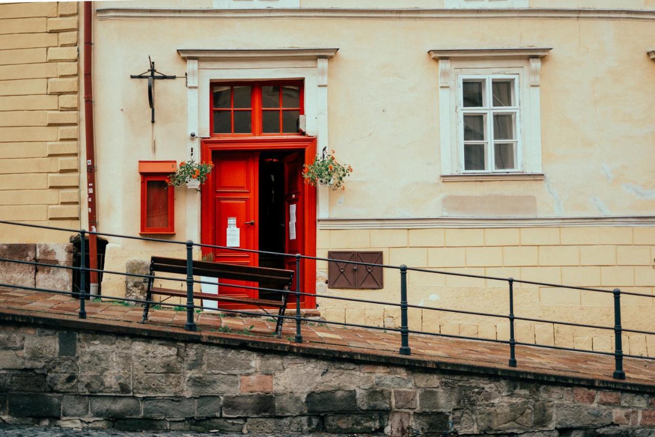 Penzion Cosmopolitan Ii. Banska Stiavnica Exterior foto