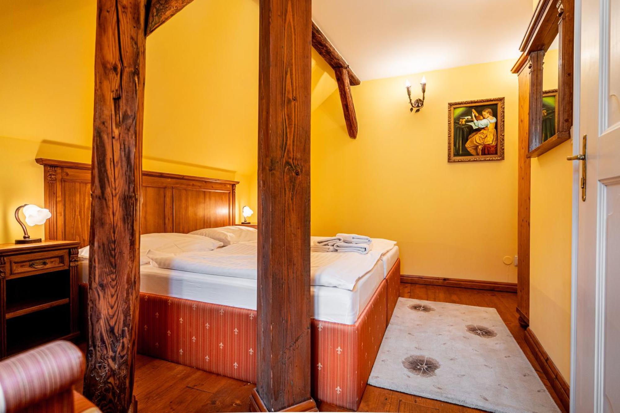 Penzion Cosmopolitan Ii. Banska Stiavnica Quarto foto