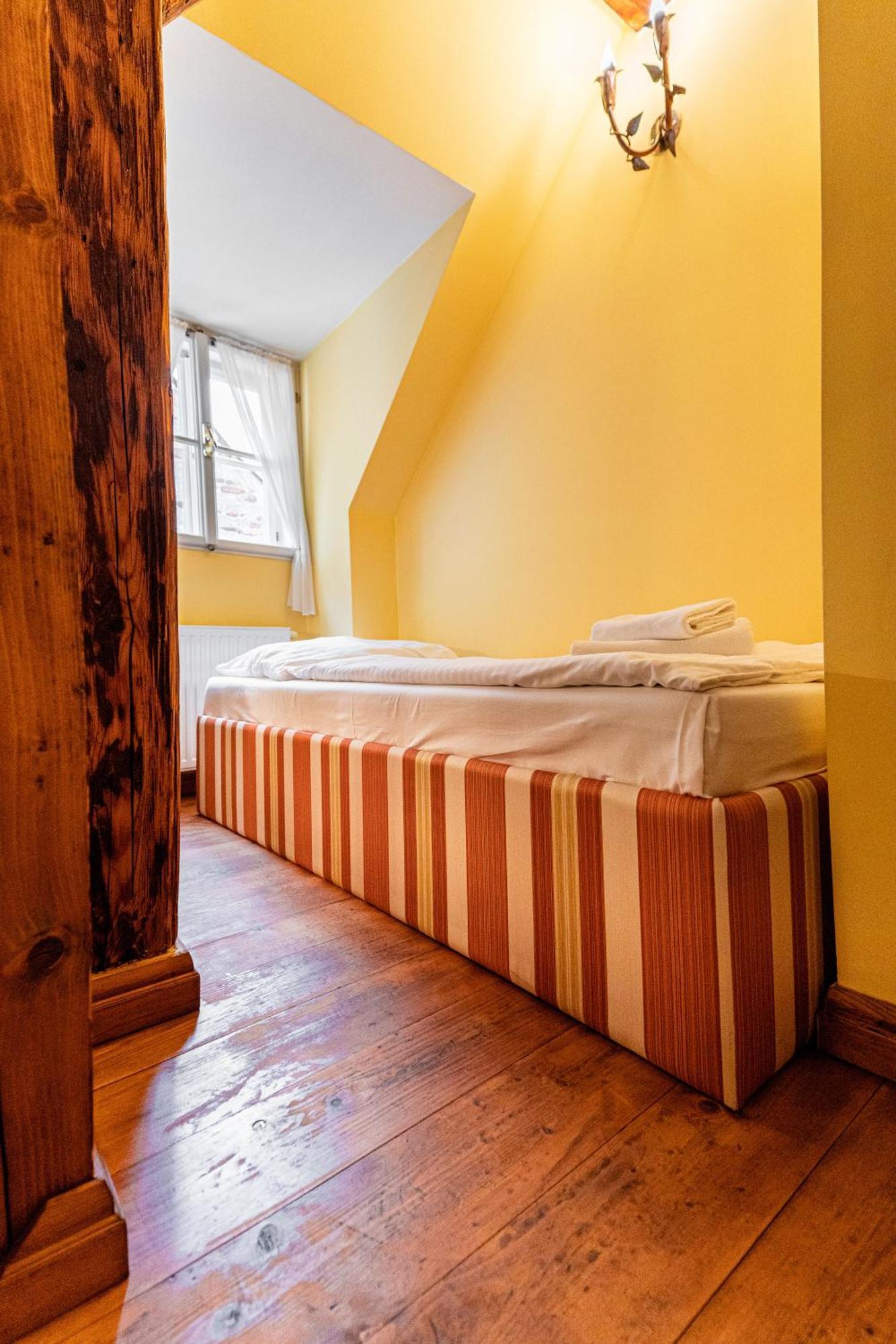 Penzion Cosmopolitan Ii. Banska Stiavnica Quarto foto